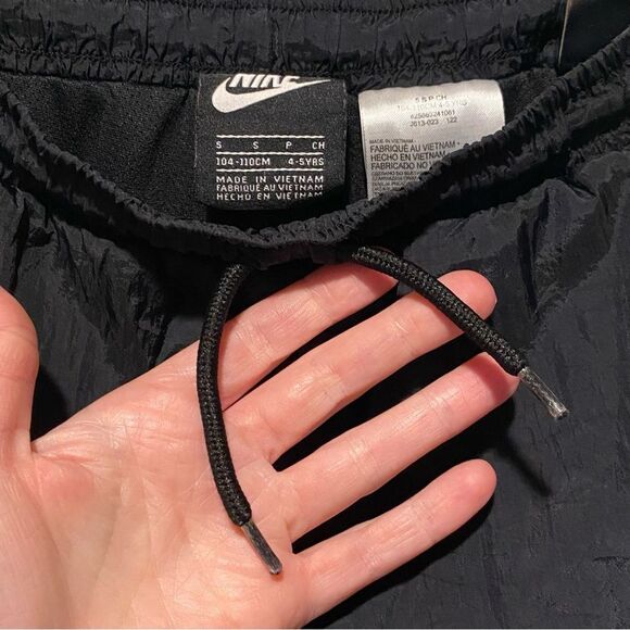 Nike Kids Cargo Pants Size Small Little Kids 4/5 Black UNISEX - Picture 10 of 12